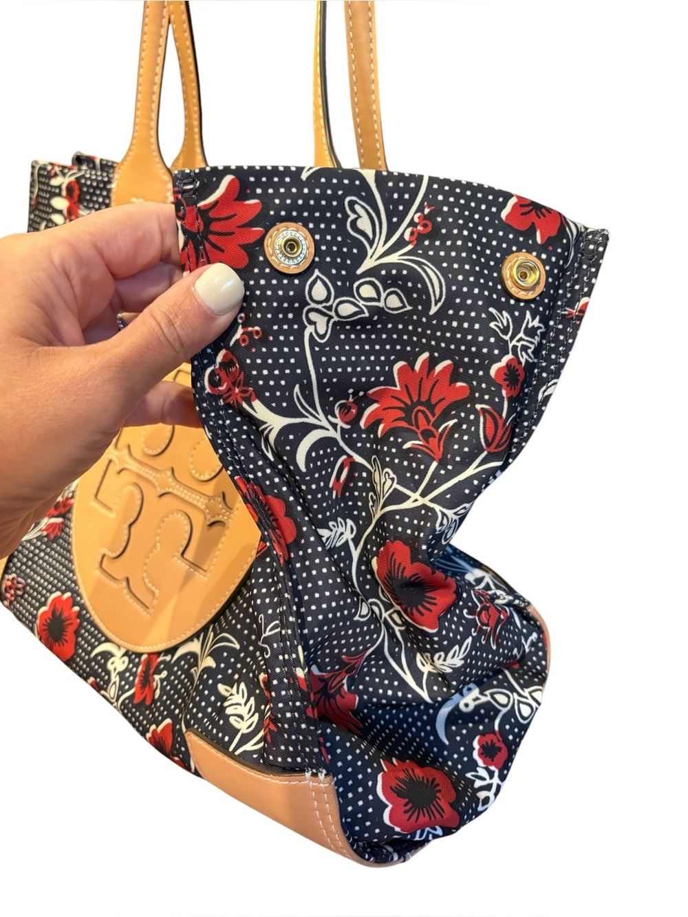 TORY BURCH Ella Tote Bag Purse Nylon Navy and Red Floral - Picture 5 of 13